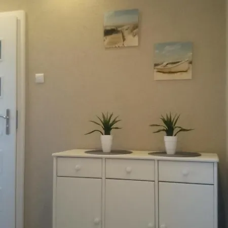 Mieszka 아파트 코워브제크